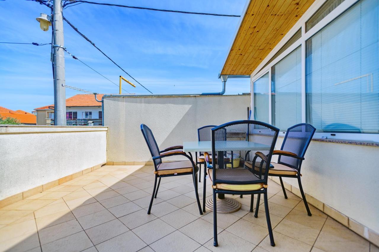 Comfort Holiday Apartment Zadar - With Parking And Balcony Ngoại thất bức ảnh